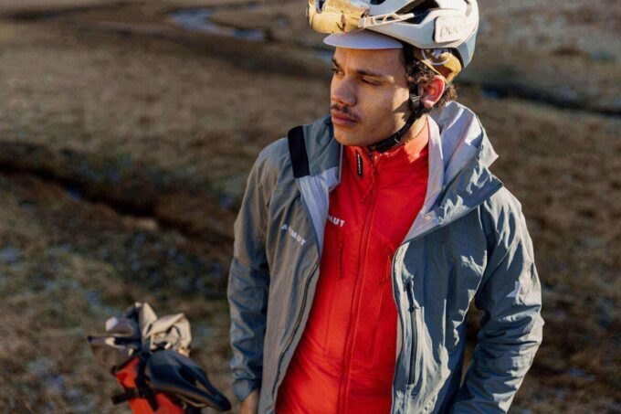 Assos x Mammut HS Hooded Jacket Men Assos x Mammut HS Hooded Jacket Men