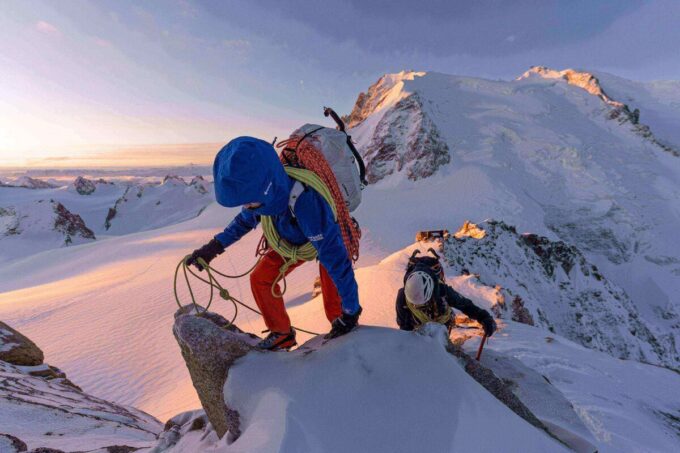 Eiger Nordwand IN Flex Air Hooded Jacket Women Eiger Nordwand IN Flex Air Hooded Jacket Women
